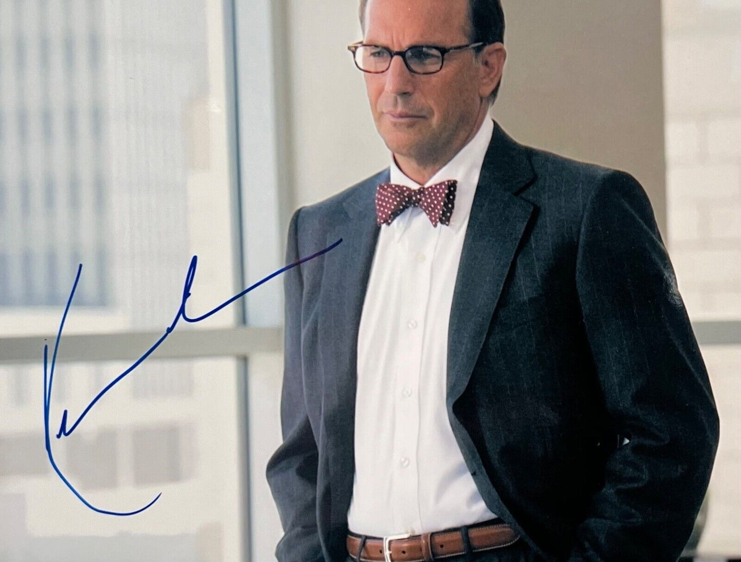 Kevin Costner JSA Signed Autograph 8 x 10 photo