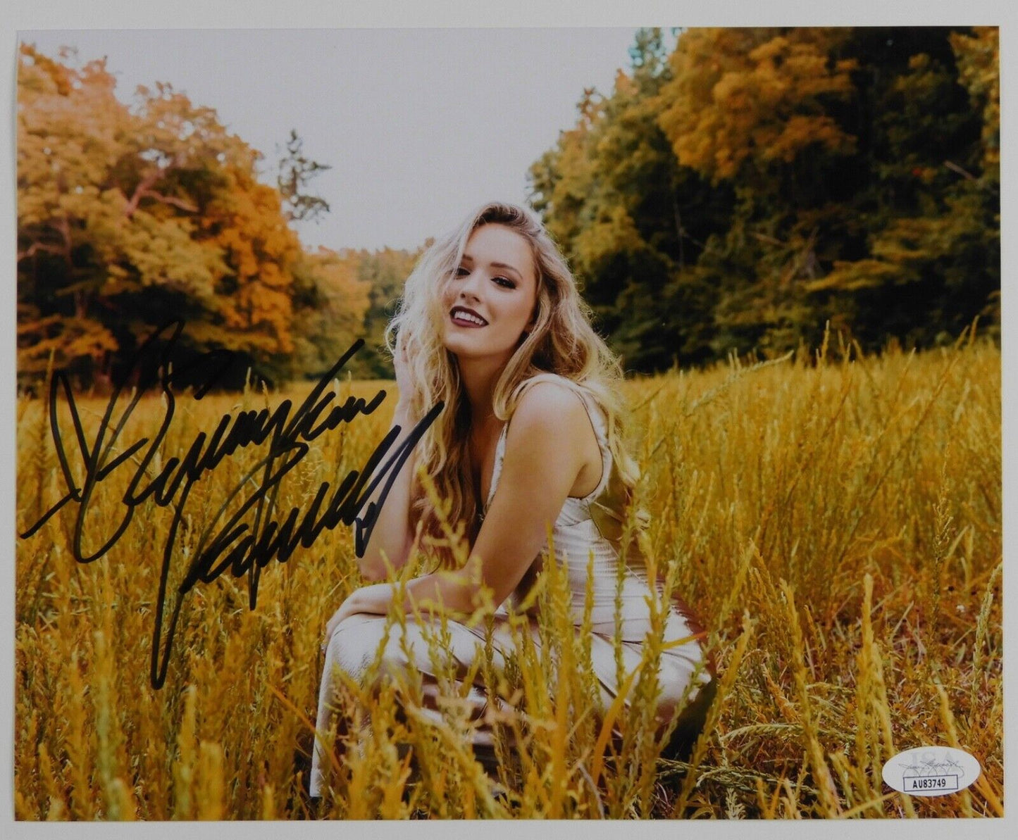 Emily Ann Roberts JSA Signed Autograph 8 x 10 Photo Country Music Star