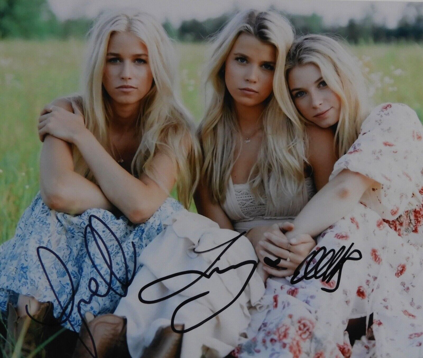 The Castellows JSA Fully Signed Autograph 8 x 10 Photo Country Music Star