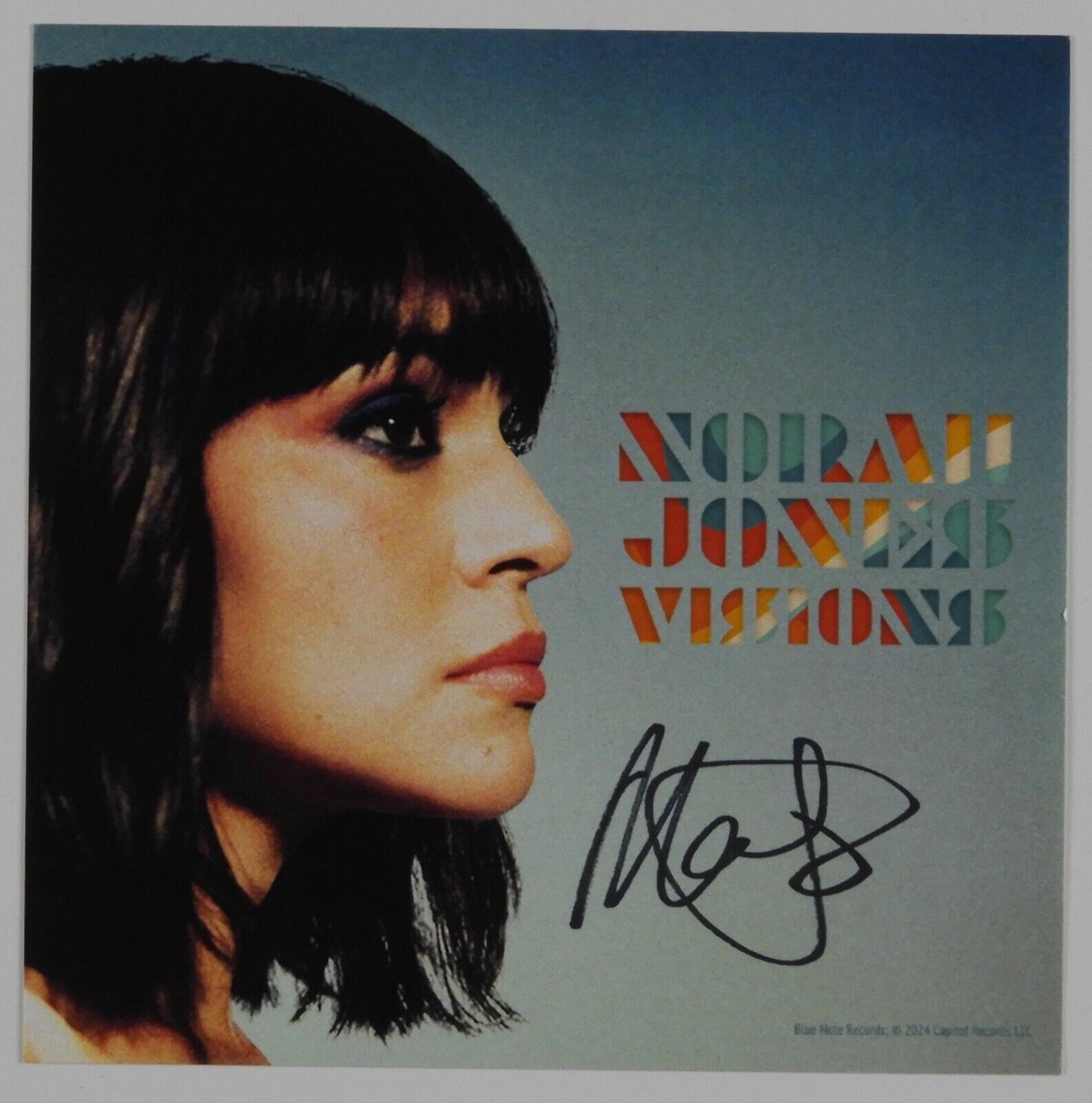 Norah Jones JSA Signed Autograph CD Insert Visions