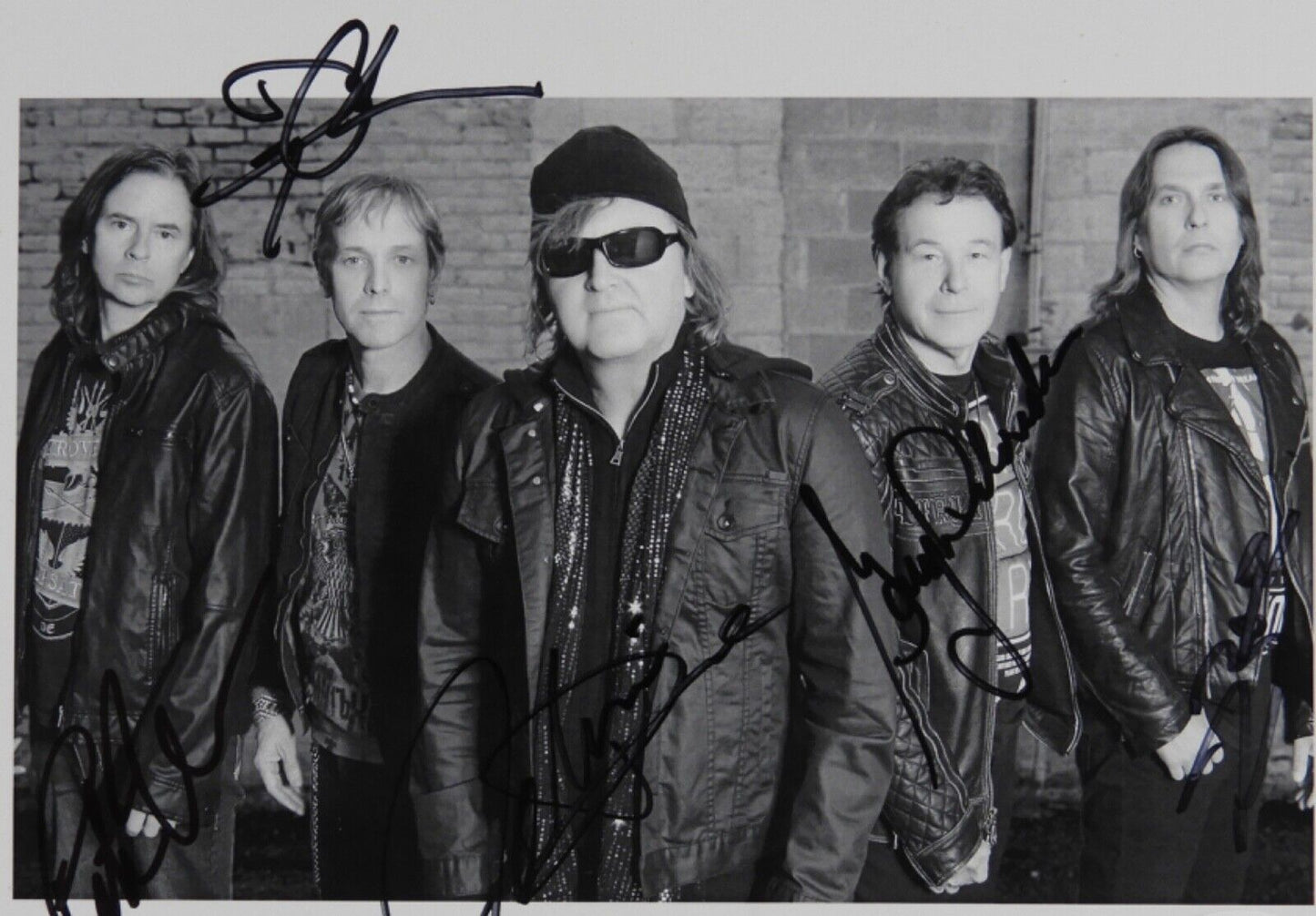 Honeymoon Suite Fully Signed Signed JSA Autograph Photo 8 x 10