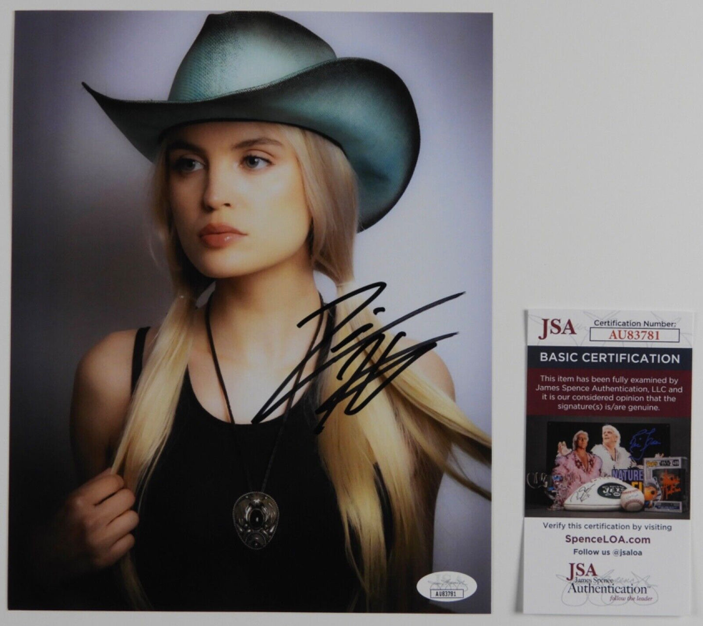 Zandi Holup JSA Signed Autograph 8 x 10 Photo Country Music Star