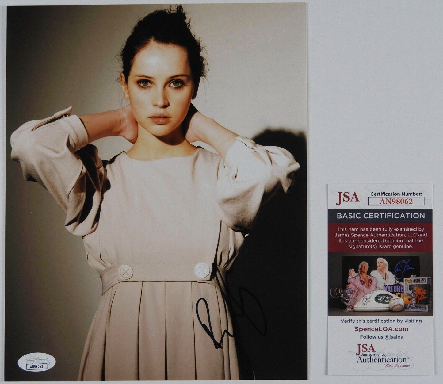 Felicity Jones JSA Signed Autograph Photo 8 x 10