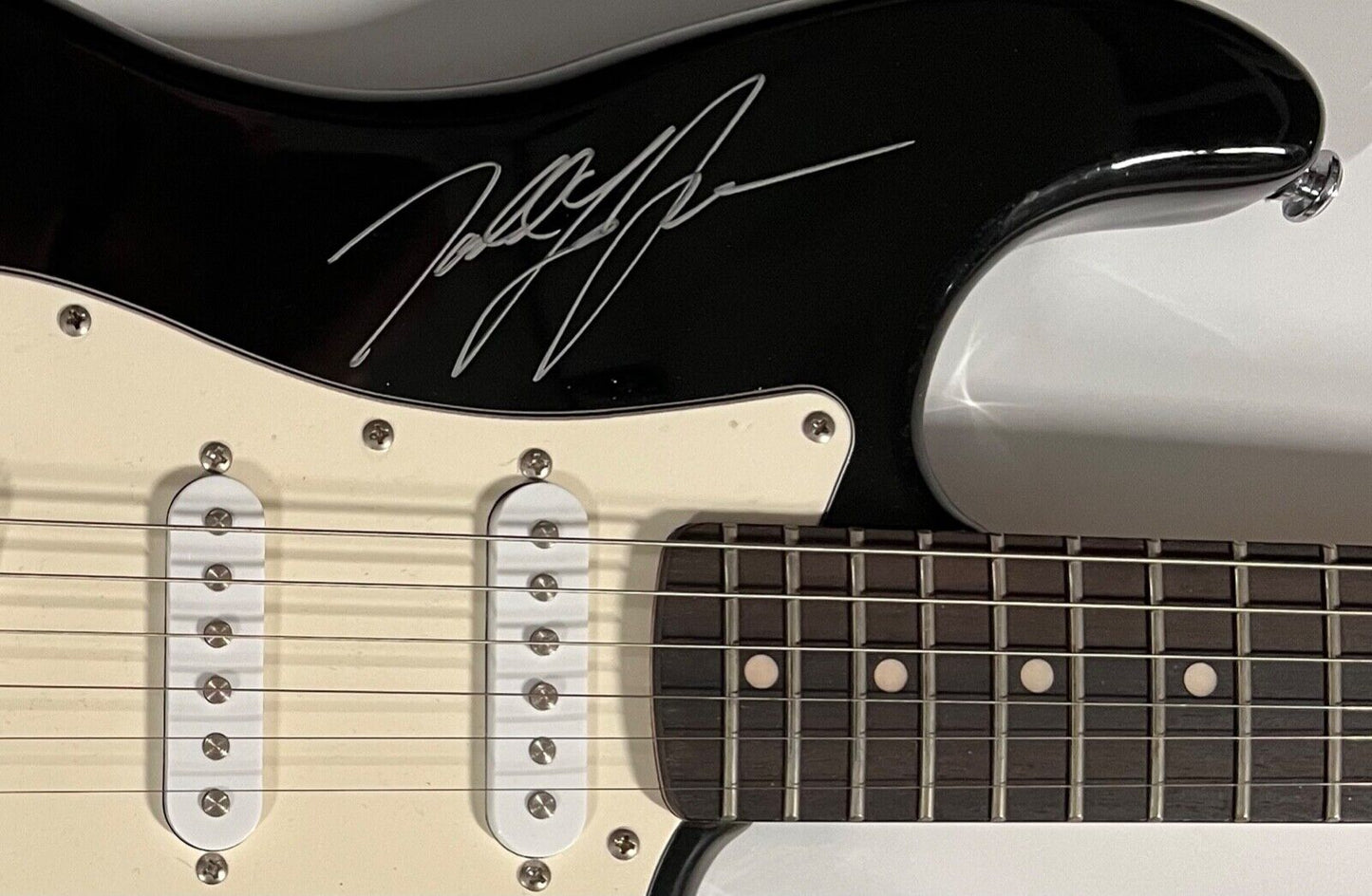 Queensryche JSA Fully Signed Autograph Guitar Epperson REAL