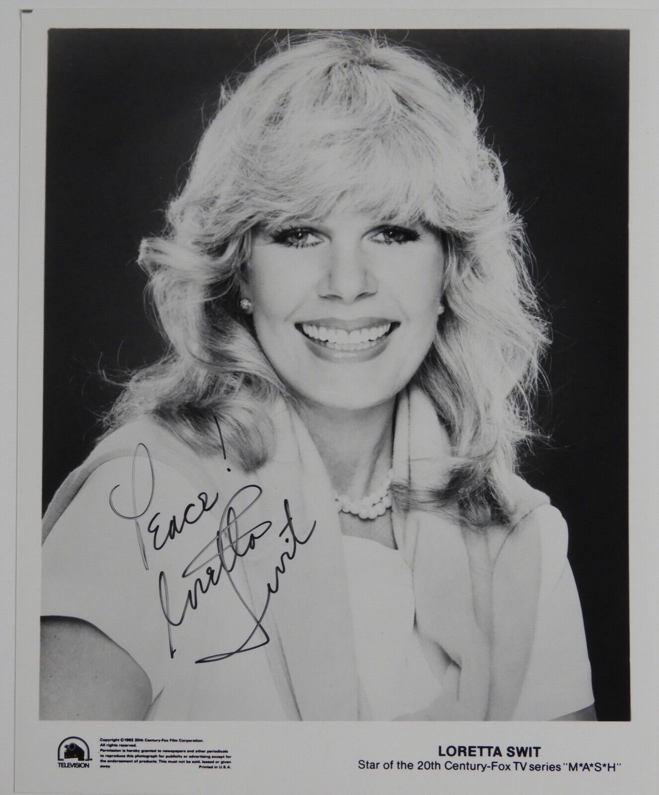 Loretta Swit JSA Signed Autograph Photo 8 x 10 MASH