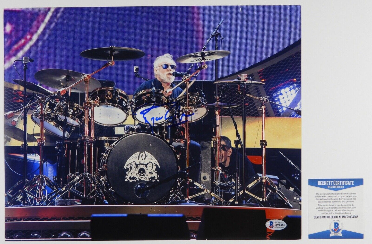 Roger Taylor Queen Autograph Beckett 11 x 14 Signed Photo