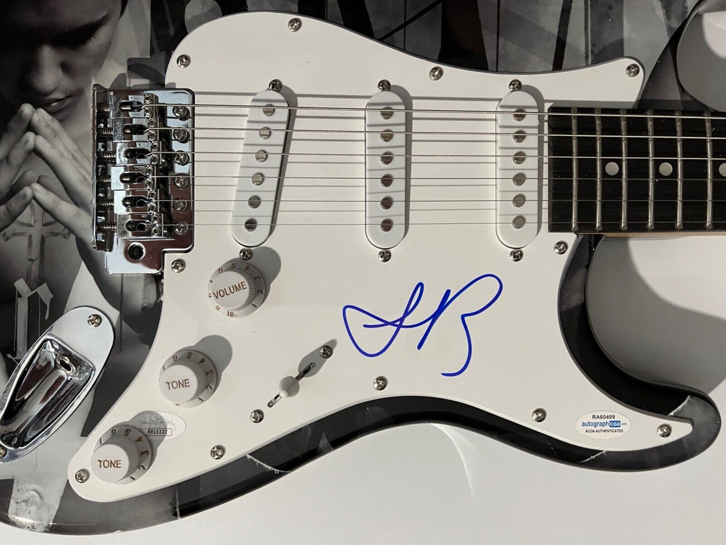 Justin Bieber JSA ACOA Autograph Signed Stratocaster Guitar Full Letter COA
