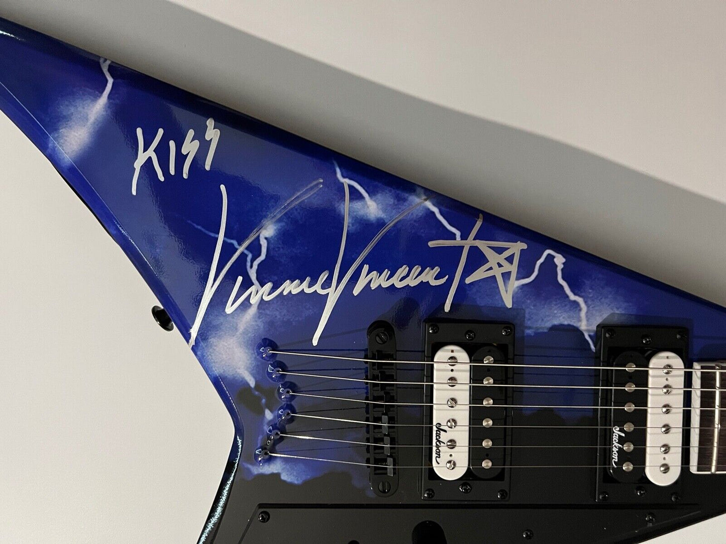 Vinnie Vincent Guitar KISS REAL Signed Autograph Jackson Guitar Creatures Themed