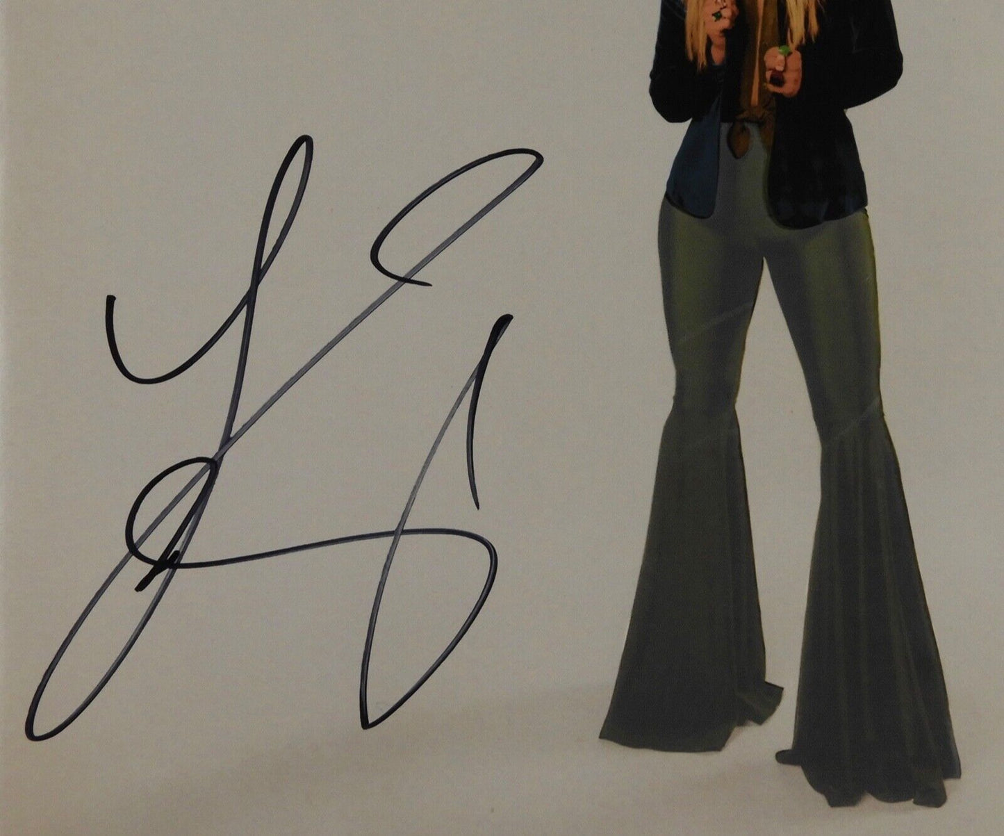 Lainey Wilson JSA Signed Autograph Album Record Bell Bottom Country
