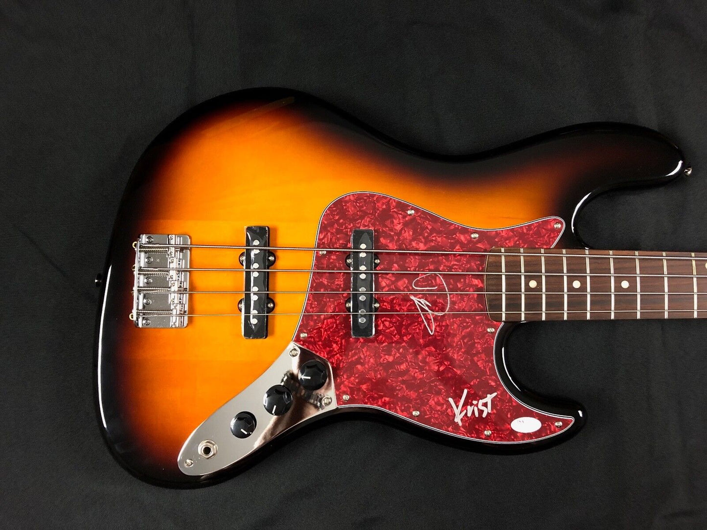 Nirvana Dave Grohl Krist Novoselic Fender Bass Guitar JSA Signed Autograph