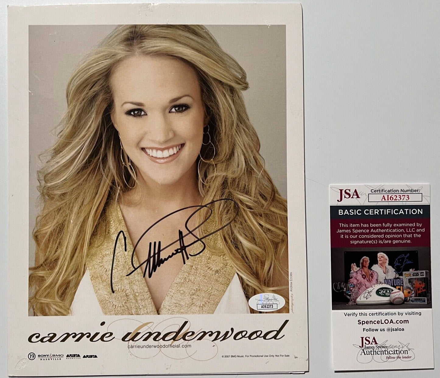 Carrie Underwood Signed JSA Autograph 8 x 10 photo