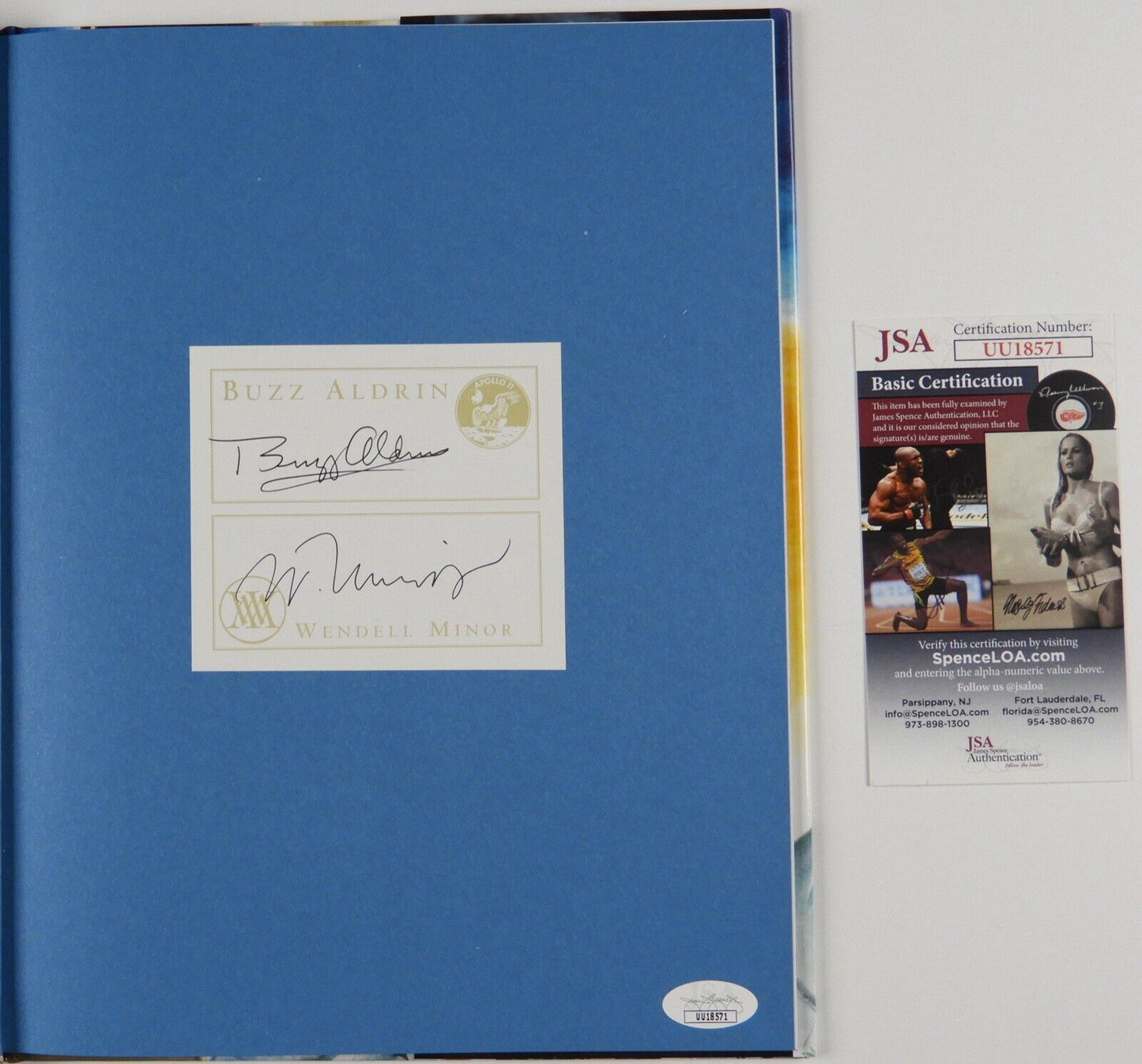 Buzz Aldrin Autograph Signed Book JSA Wendell Minor Reaching For The Moon