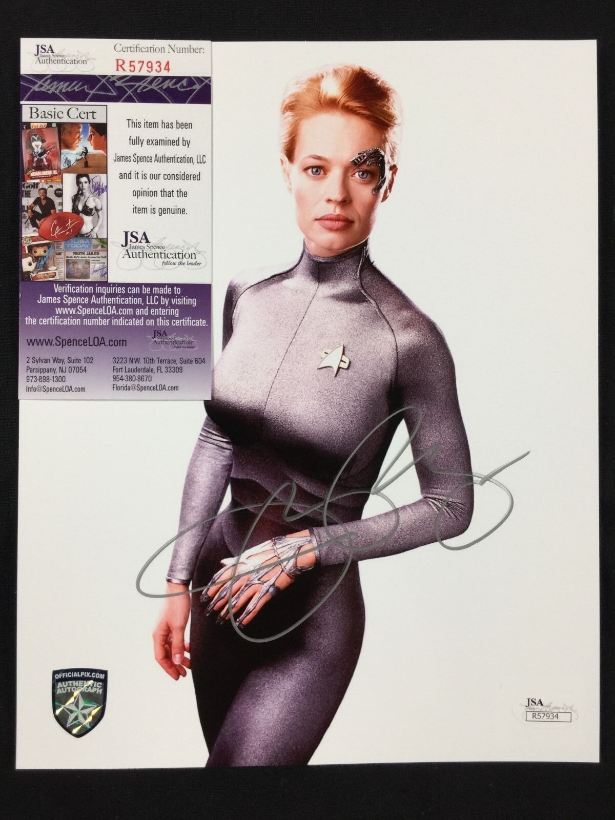 Jeri Ryan 7 of 9 Signed Autogragh JSA COA 8 x 10 photo Star Trek Voyager