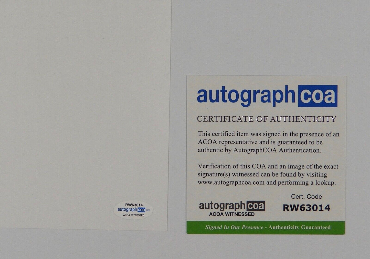 Oprah Winfrey Autograph Signed Photo ACOA RACC 8 x 10