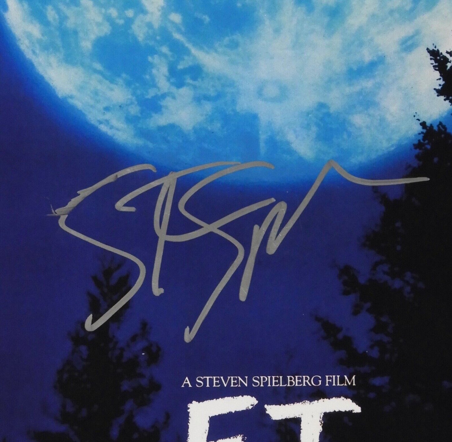 Steven Spielberg JSA Autograph Signed 12 x 18 Photo ET E.T.