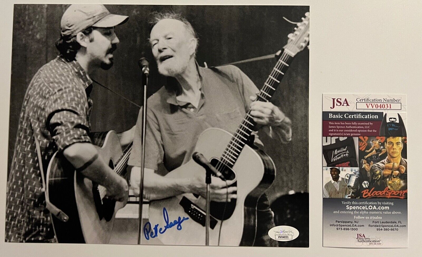 Pete Seeger JSA Signed Autograph 8 x 10 Photo