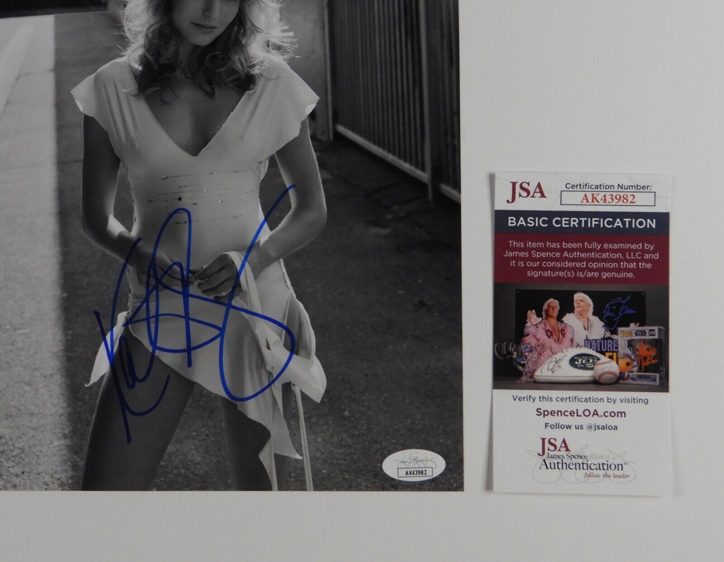 Kate Bosworth JSA Signed Autograph Photo 8 x 10