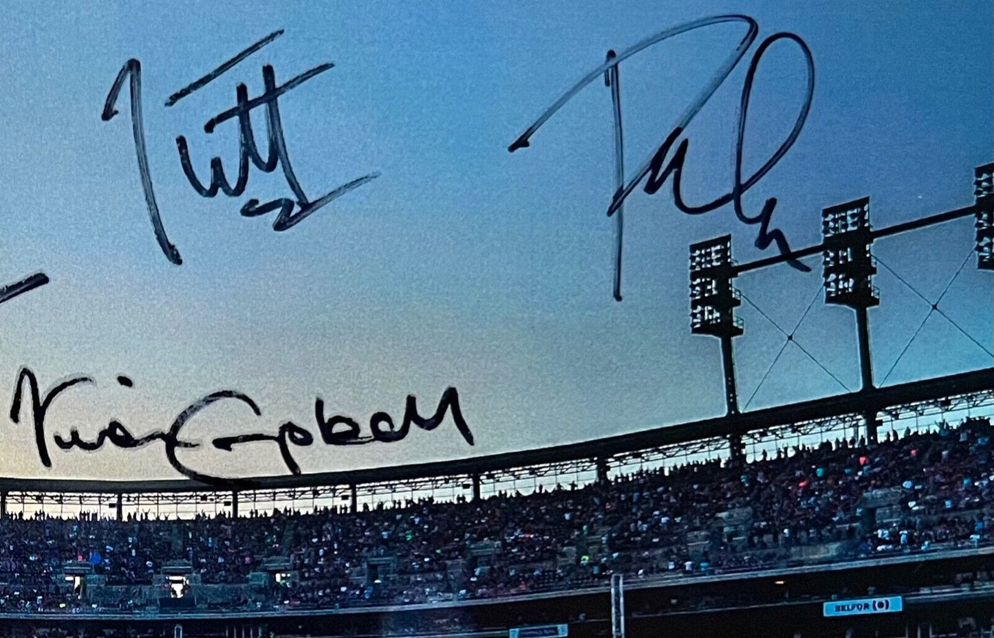 Def Leppard JSA Signed Autograph 8 x 10 Photo Fully Signed Stadium Tour