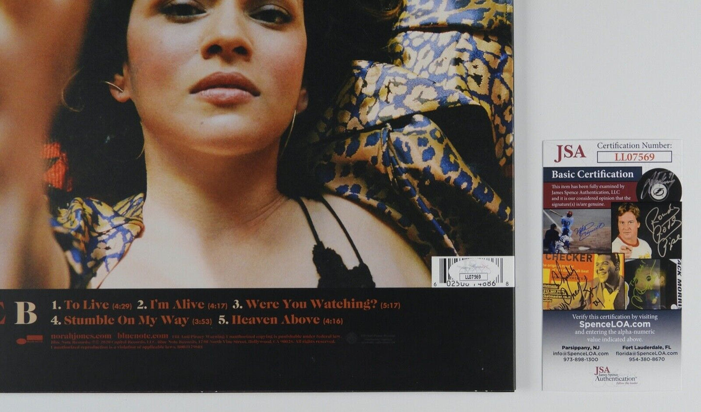 Norah Jones JSA Signed Autograph Album Record Vinyl Pick Me Up Off The Floor