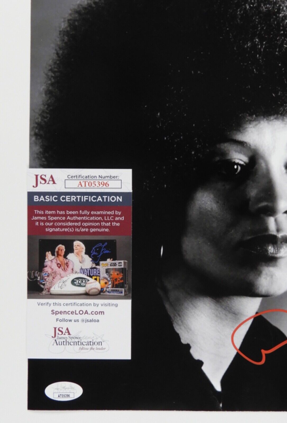 Angela Davis JSA Autograph Signed 11 x 14 photo