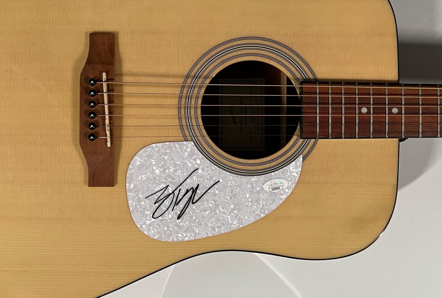 Zach Top JSA Autograph Signed Guitar Epiphone Acoustic