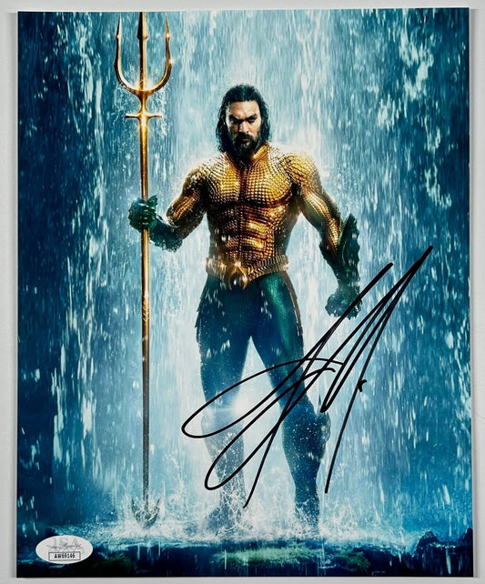 Jason Momoa Aquaman JSA Signed Autograph 8 x 10 photo