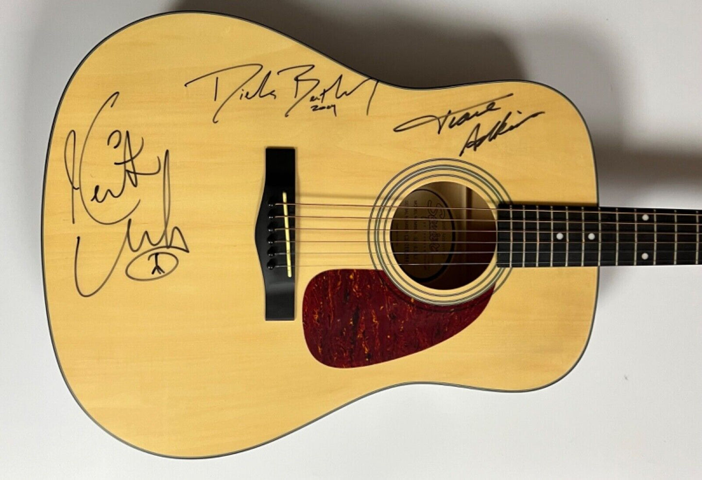 Dierks Bentley Keith Urban Trace Adkins JSA Signed Autograph Acoustic Guitar