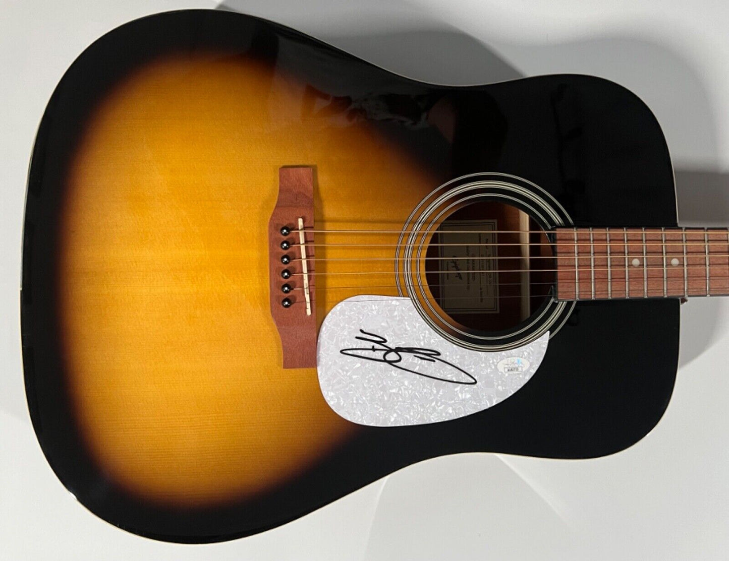 Jamey Johnson JSA Autograph Signed Guitar Epiphone Acoustic