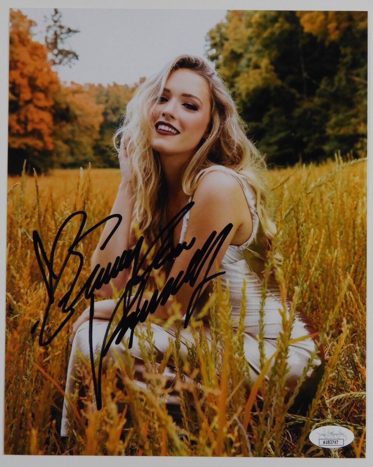 Emily Ann Roberts JSA Signed Autograph 8 x 10 Photo Country Music Star