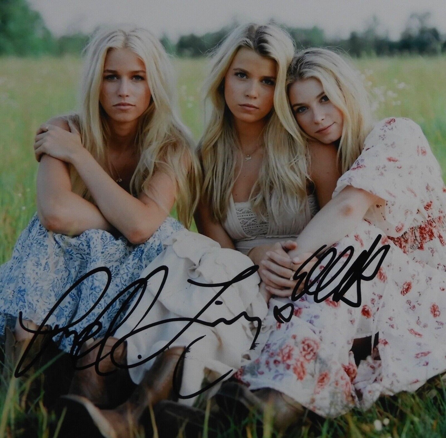 The Castellows JSA Fully Signed Autograph 8 x 10 Photo Country Music Star