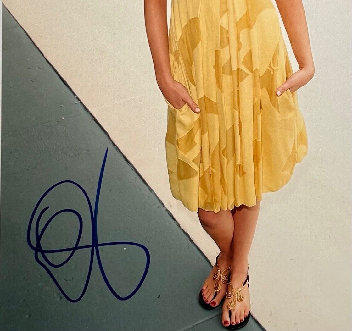 Emma Stone JSA Signed Autograph Photo 8 x 10