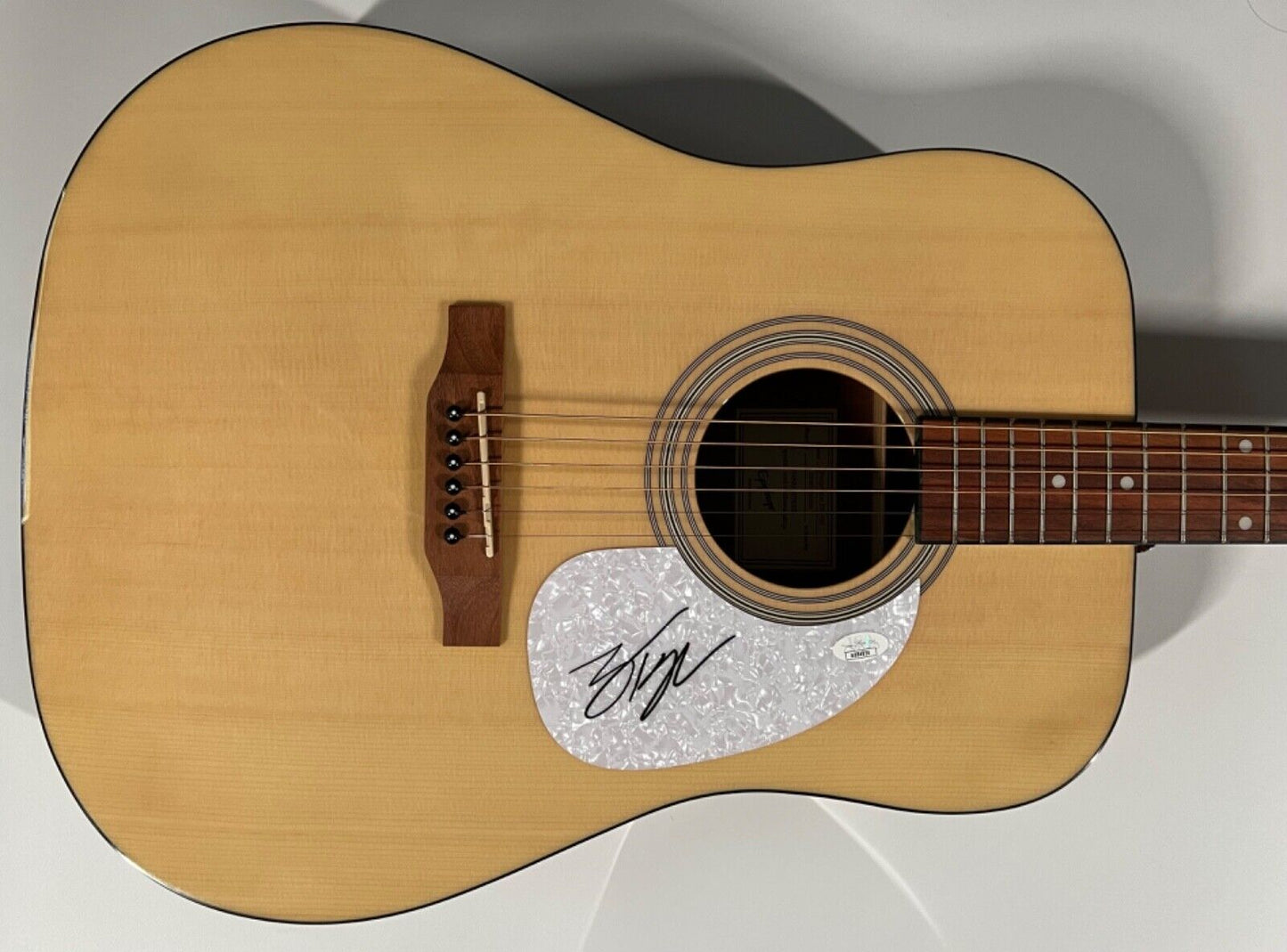 Zach Top JSA Autograph Signed Guitar Epiphone Acoustic