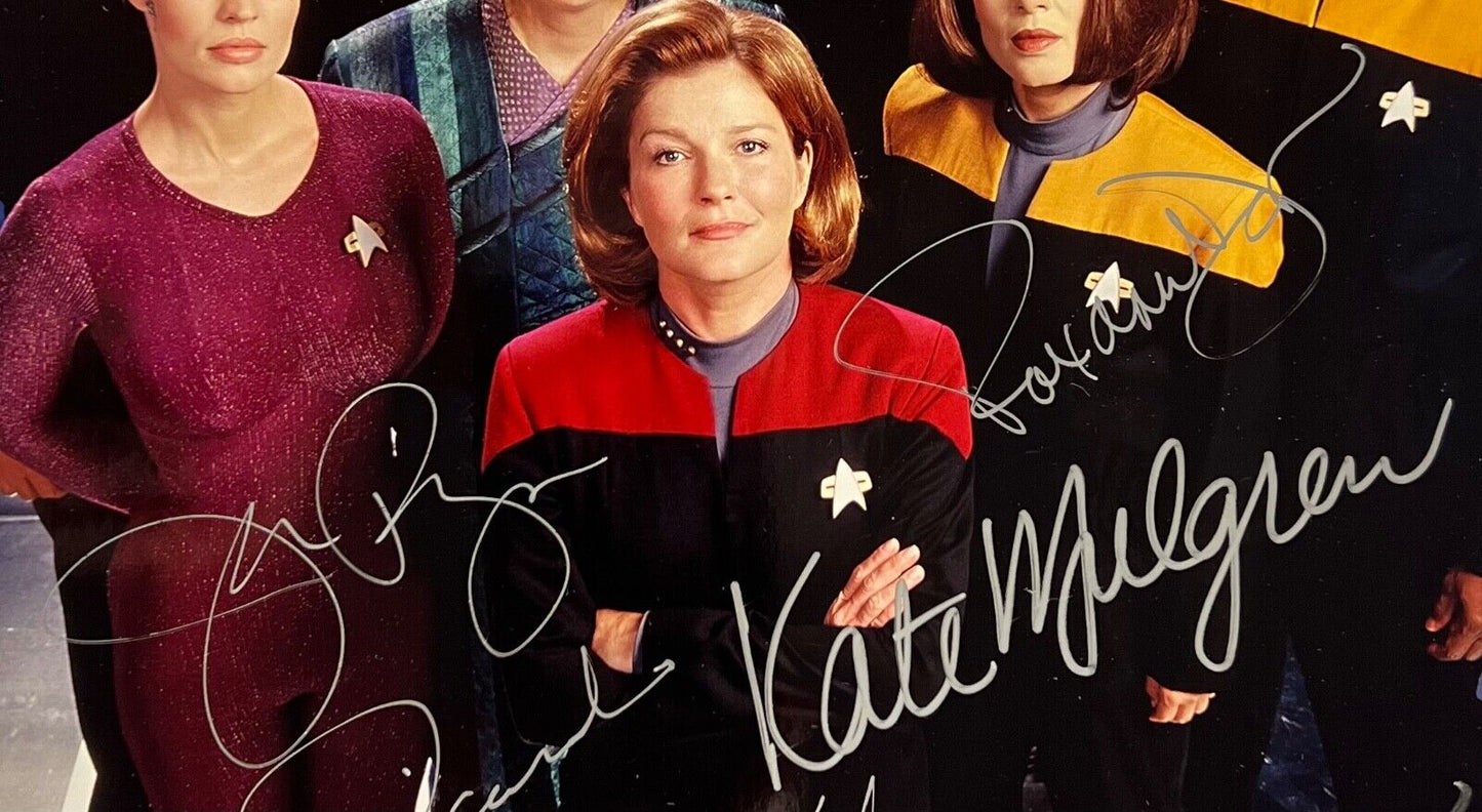 Star Trek Voyager Cast JSA Signed Autograph 10 x 15 Jerri Ryan Kate Mulgrew