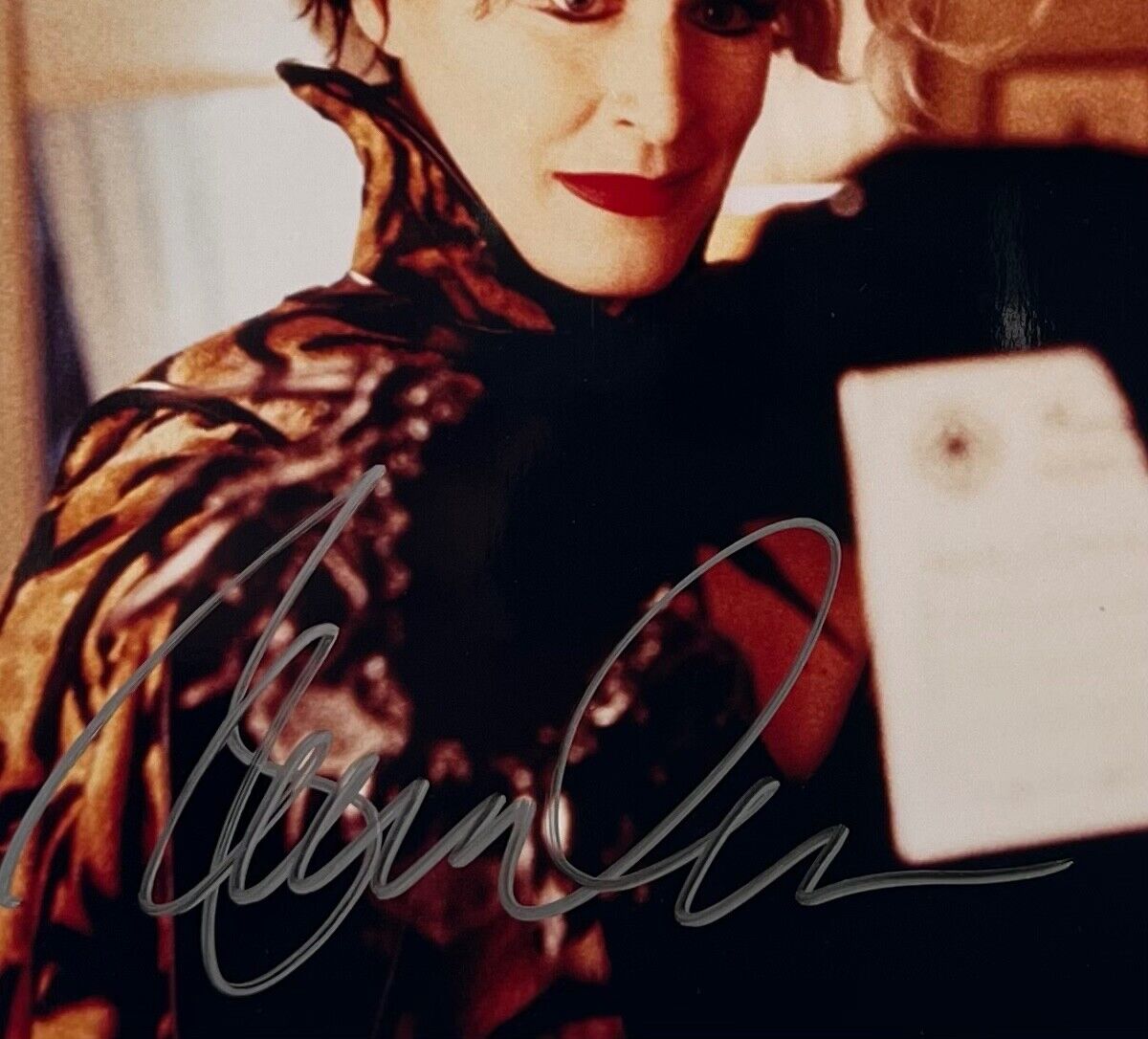 Glenn Close JSA Signed Autograph 8 x 10 photo
