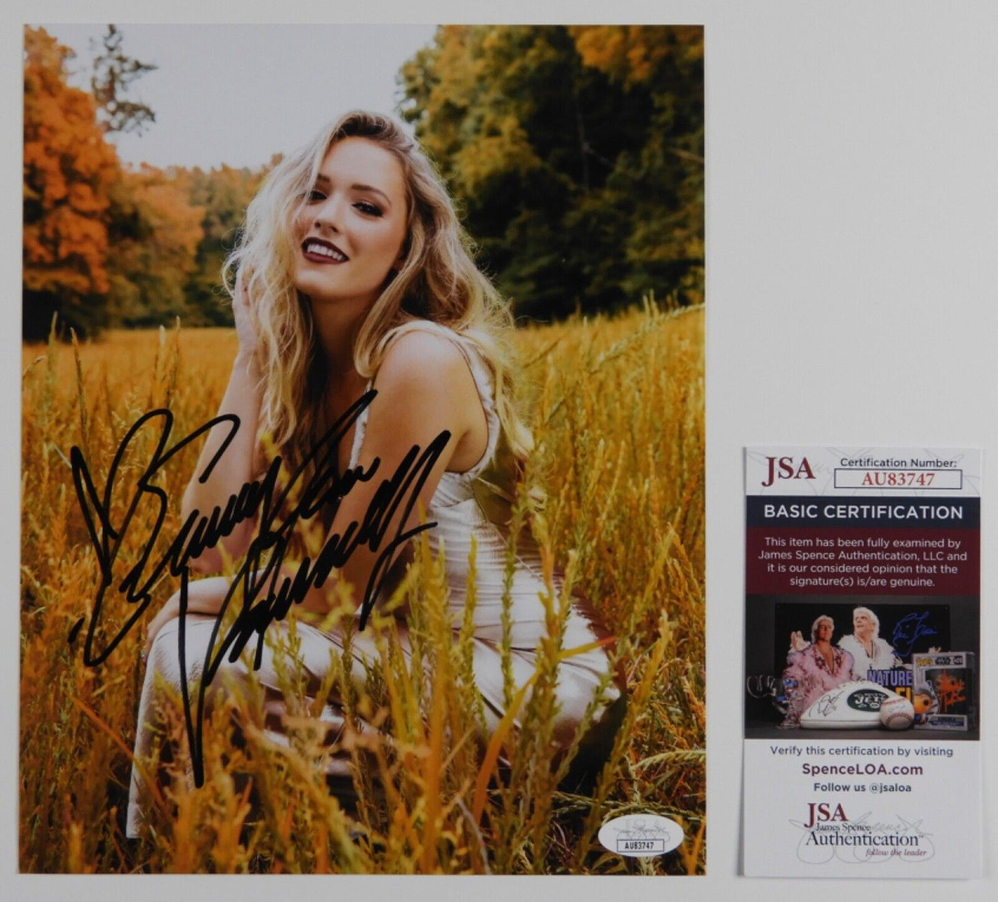 Emily Ann Roberts JSA Signed Autograph 8 x 10 Photo Country Music Star