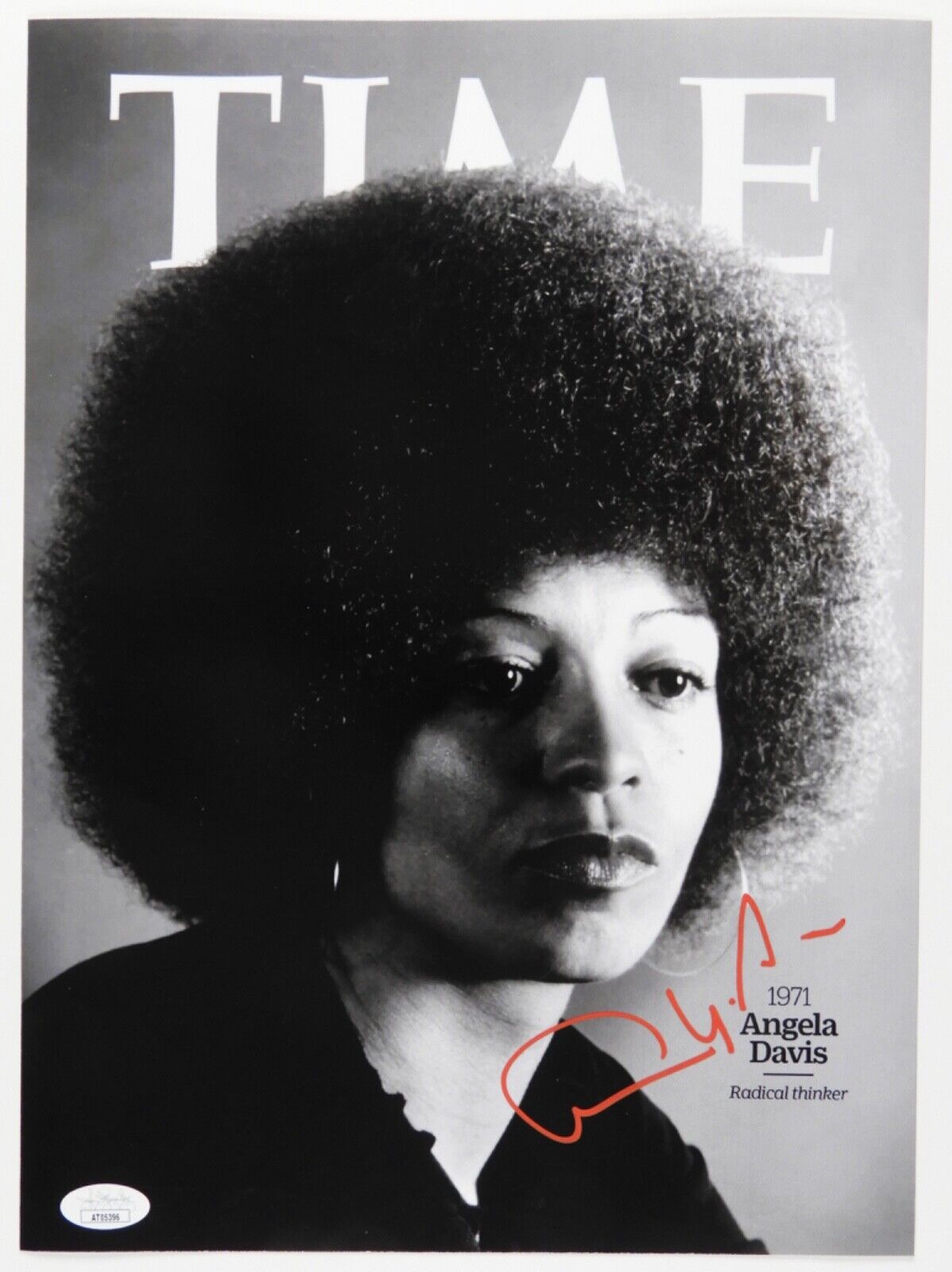 Angela Davis JSA Autograph Signed 11 x 14 photo