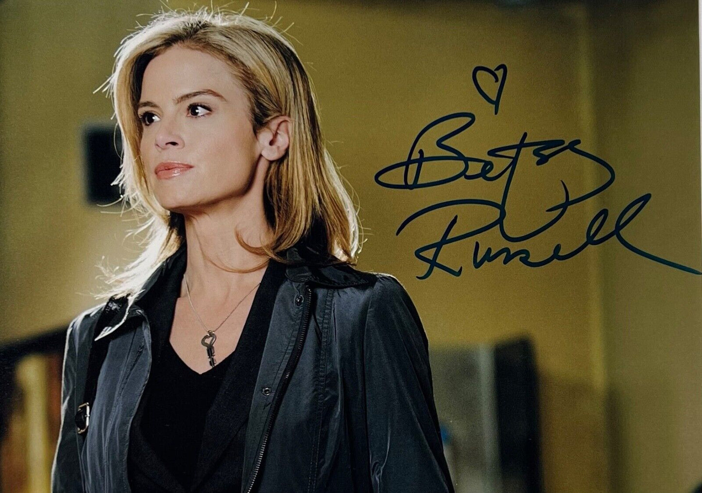 Betsy Russell JSA Signed Autograph 8 x 10 photo