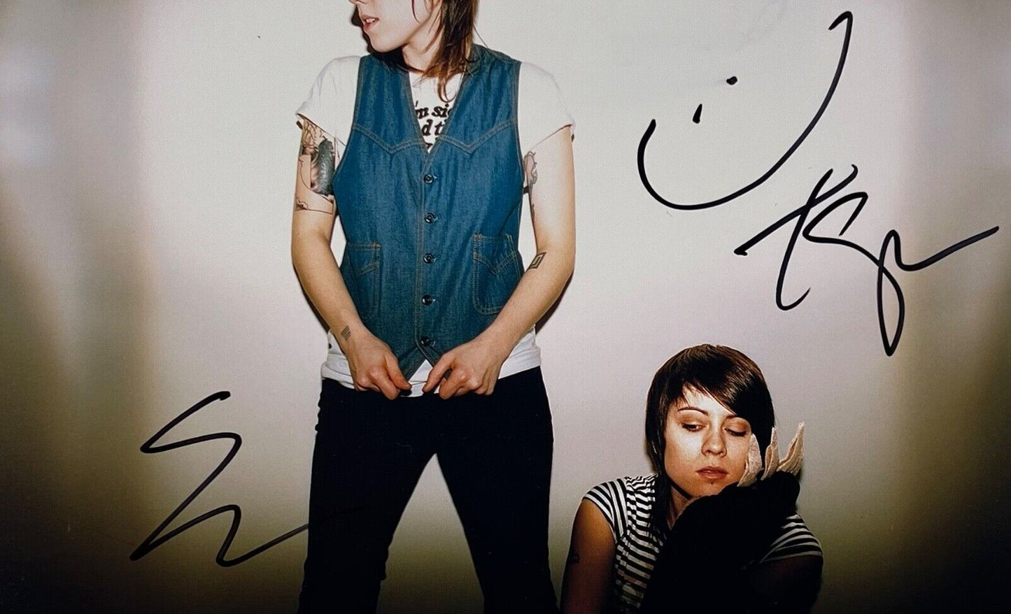Tegan & Sara JSA Signed Autograph 8 x 10 photo