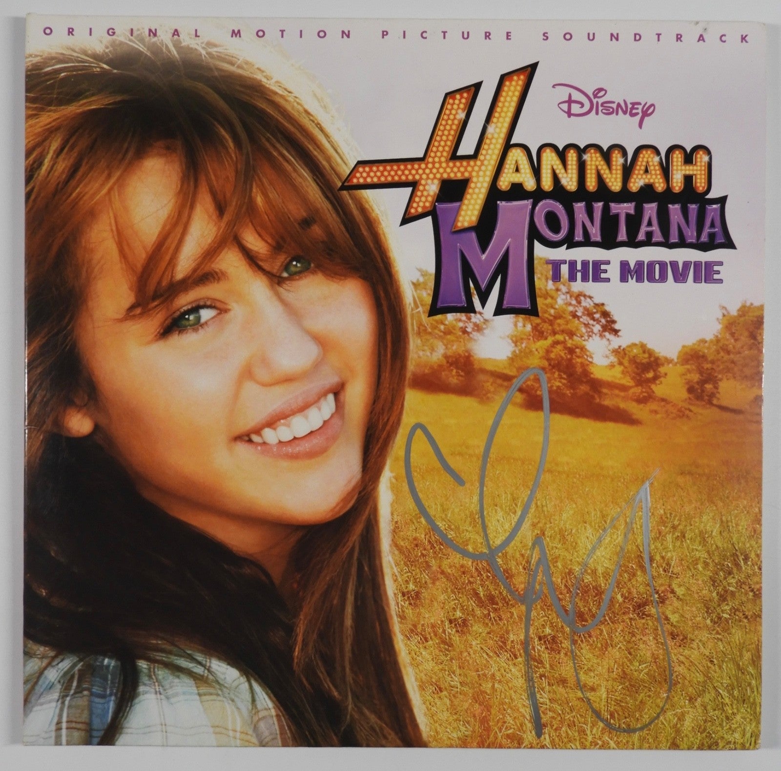 47560895