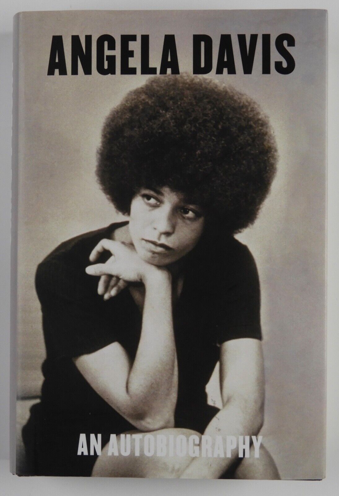 Angela Davis JSA Autograph Signed Book An Autobiography Hardcover Activist