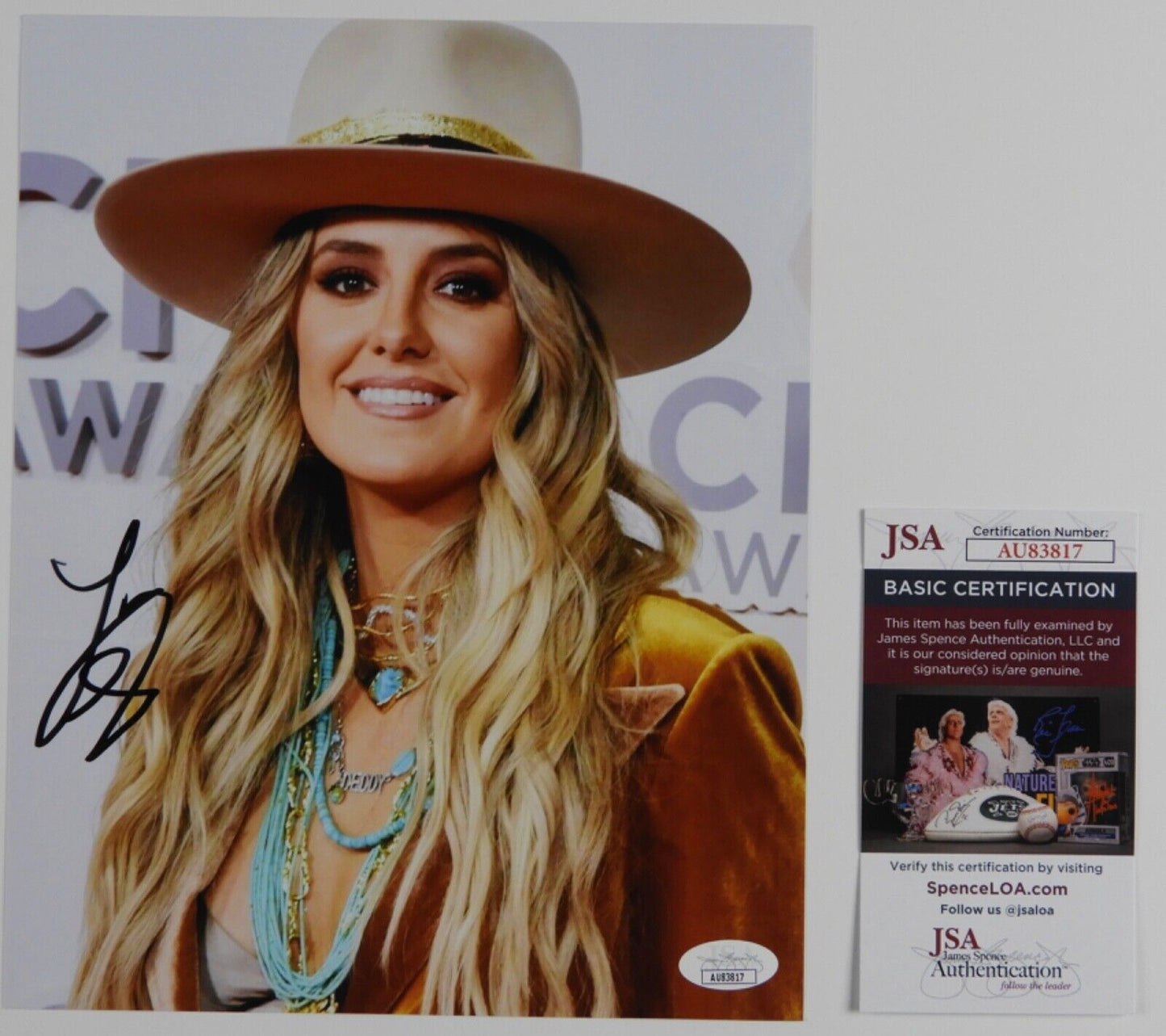 Lainey Wilson JSA Signed Autograph 8 x 10 Photo Country Music Star