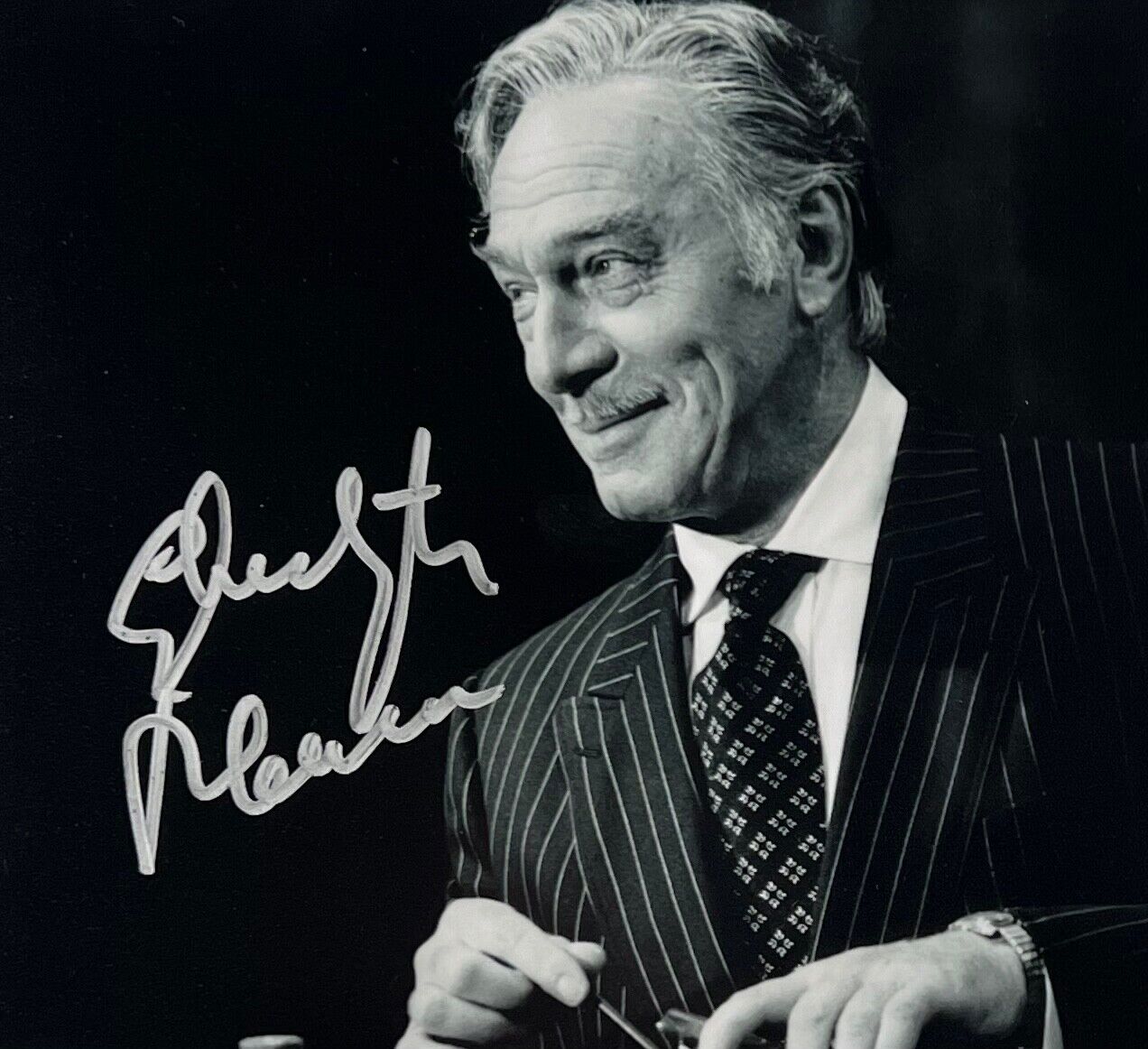 Christopher Plummer JSA Signed Autograph 8 x 10 photo