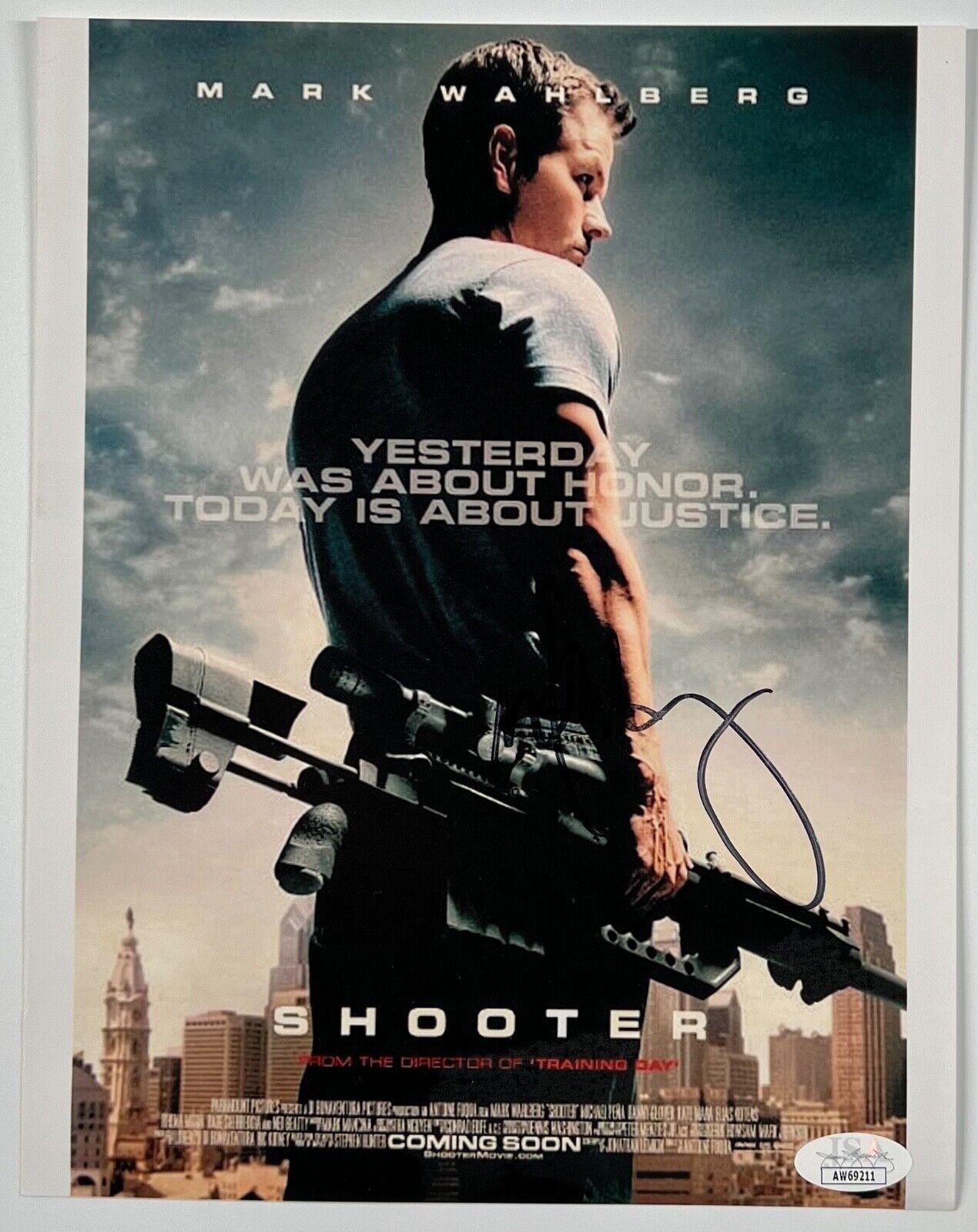 Mark Wahlberg Shooter JSA Signed Autograph Photo 8 x 10