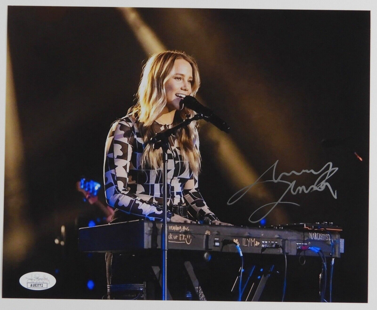 Avery Anna JSA Signed Autograph 8 x 10 Photo Country Music Star