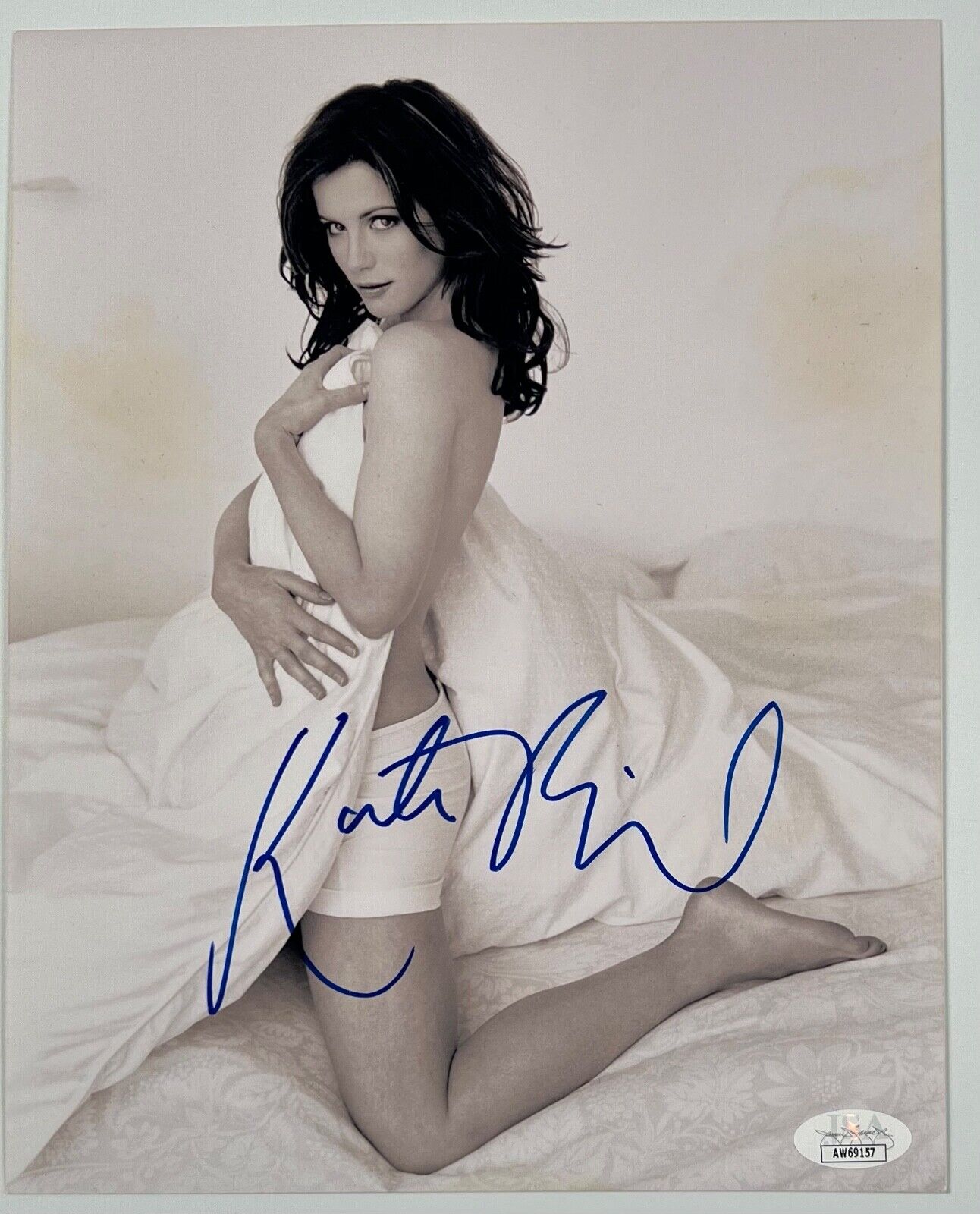 Kate Beckinsale JSA Signed Autograph 8 x 10 photo