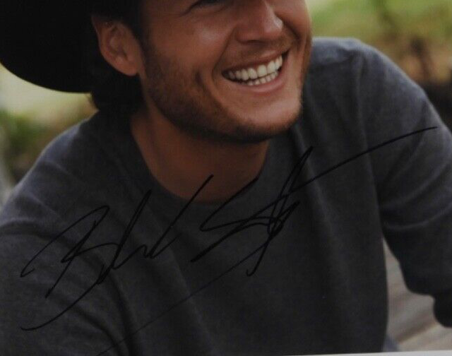 Blake Shelton JSA Autograph Signed 8 x 10 promo photo