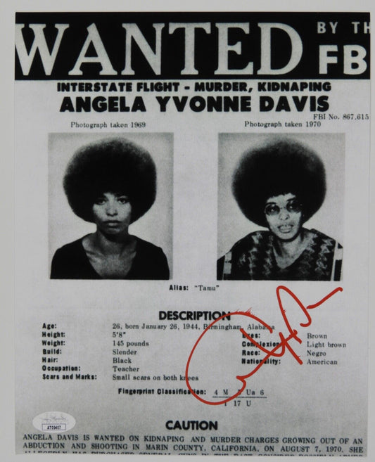 Angela Davis JSA Autograph Signed 8 x 10 photo