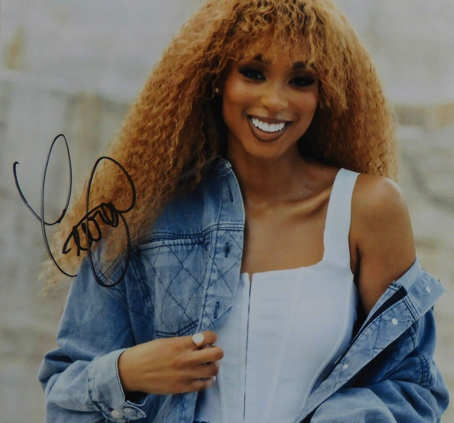 Tiera Kennedy JSA Signed Autograph 8 x 10 Photo Country Music Star