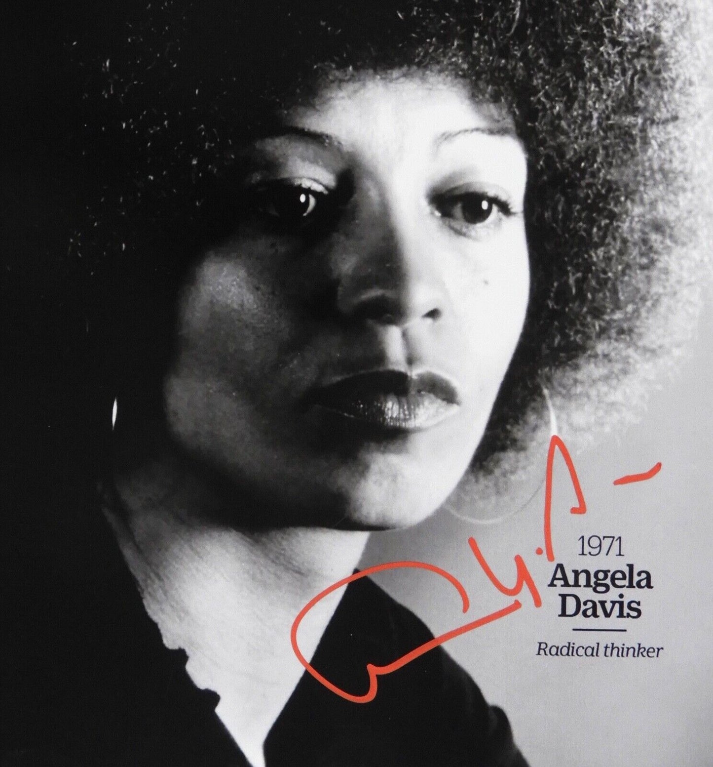 Angela Davis JSA Autograph Signed 11 x 14 photo