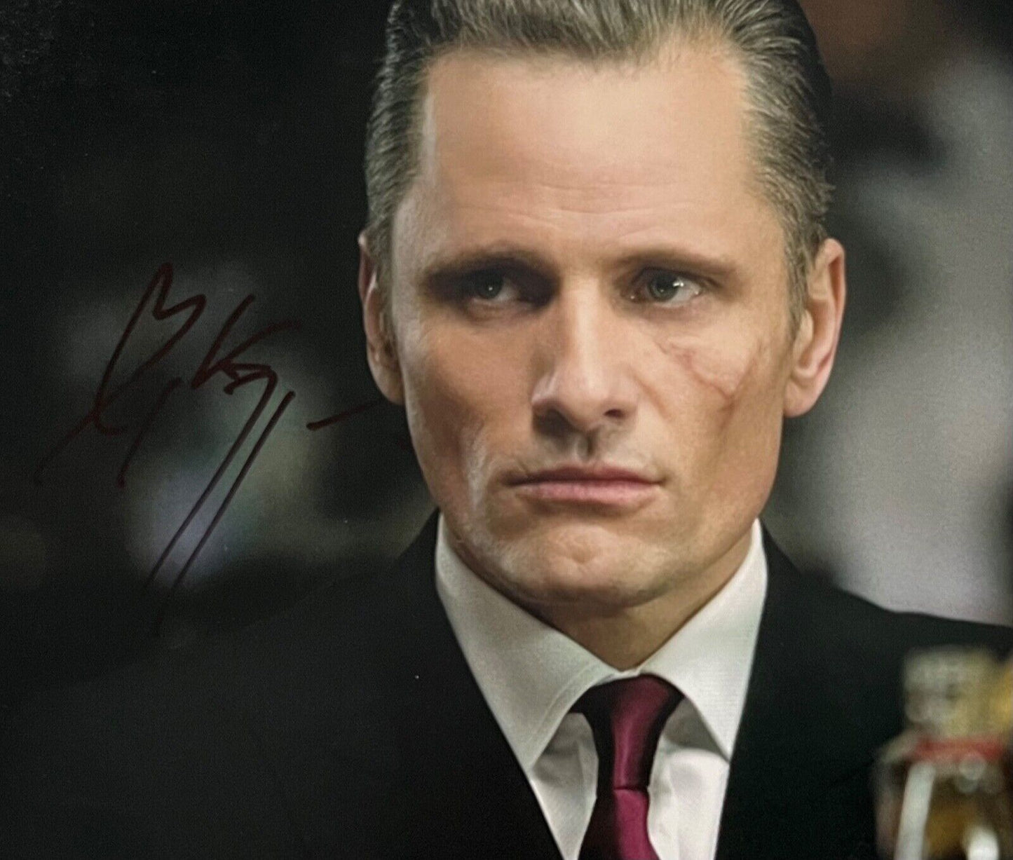 Viggo Mortensen JSA Signed Autograph Photo 8 x 10